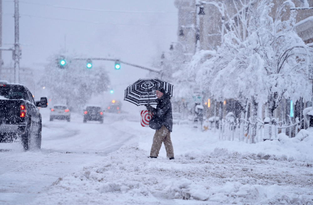 Personal Injury In Snow Storms: The Ongoing Storm Rule